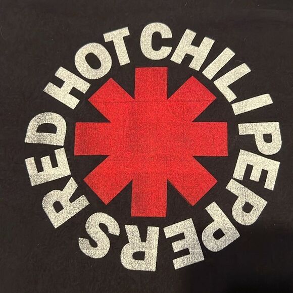 Black Red Hot Chili Peppers Women's Size XL short sleeve T-Shirt EUC - Picture 3 of 9